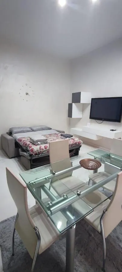 Chic Maison Layla Naples Apartment